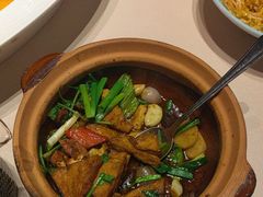 -八府香鸭·啫啫煲(华山路店)