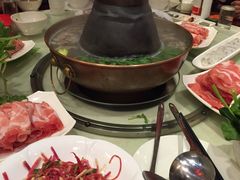 -满旗楼 北京烤鸭·涮羊肉火锅(武昌店)