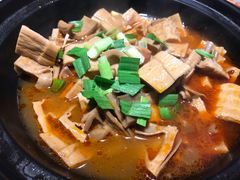 -姜君·千岛湖鱼头馆(浦东大道店)