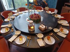 包厢-蝴蝶里·粤菜·点心(滨江龙湖店)