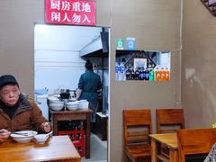 -上海特色小笼店(铁岭路90弄小区店)