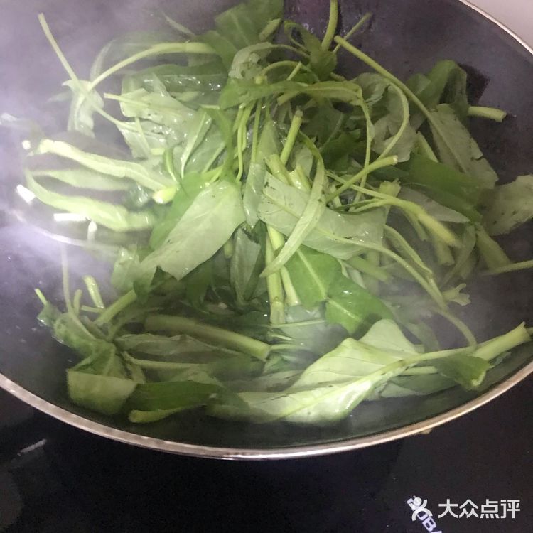 家常快手菜之蒜蓉空心菜