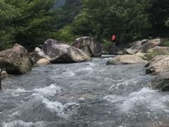 -罗田大别山峡谷漂流