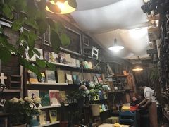 -懒鱼时光馆(沙坪坝店)