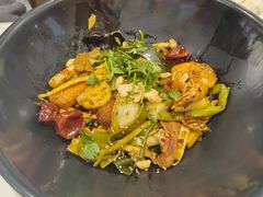 -醉人椒麻辣香锅(王府井喜悦店)