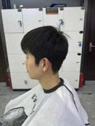 -藤野造型烫发染发