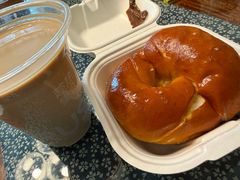 -HOT CRUSH趁热集合·现烤面包(环球港店)