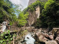 -鄣山大峡谷