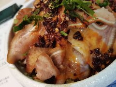 凉拌猪耳朵-云海肴·汽锅鸡·云南菜(美罗城店)