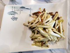 -尹兰楼西北风情餐厅(嘉定店)