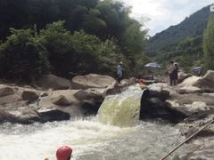 -虎啸峡漂流