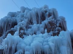 -大平台龙居瀑布旅游区