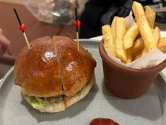 -麦田工坊(月湖店)