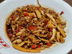 鱿鱼炒肉丝-天下客饭店(中山路店)