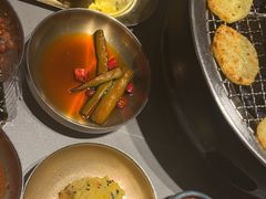 -草家酱蟹炭火烤肉店(珲春南路一店)