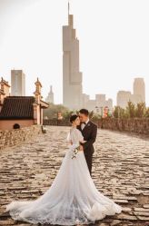 -雪中彩影婚纱摄影·微光艺术中心