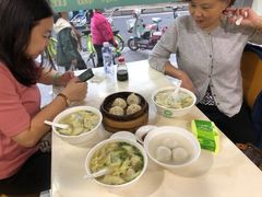 -绿杨馄饨临顿路店