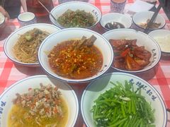 -笨豆腐居民楼菜馆•江西小炒(天津开发区店)