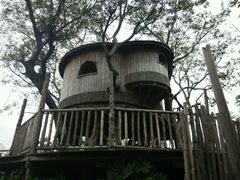 -田园东方蜜桃村的田野营地