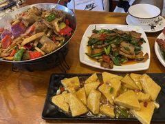 -小厨子私房菜·云南美食店