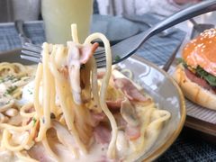 奶油汁培根溏心蛋意面-Future&Kitchen