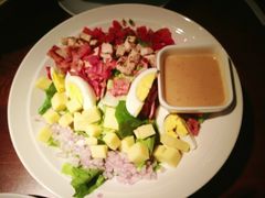 salad-Shanghai Brew House上海啤酒工坊(老外街店)