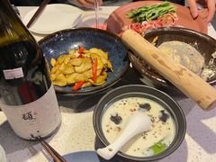 -半山腰·云南菜(侨福芳草地店)