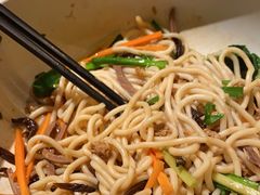 -云海肴·汽锅鸡·云南菜(天山百盛优客店)