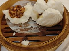 蜜汁叉烧包-万山楼海鲜酒家·二十三年老字号