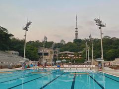-越秀山游泳场
