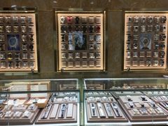 -亨得利名表服务中心(上海湾店)