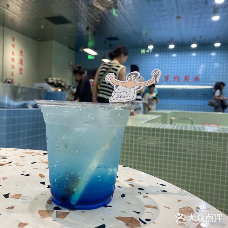 👀王府井新地标？清华池咖啡，不走寻常路！