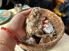-蚝堡·生蚝海鲜烧烤物种起源•海肠捞饭(刘公岛店)