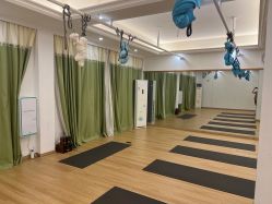 -依灵瑜伽普拉提连锁