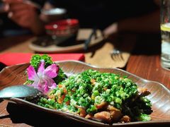 大理风味葱椒鸡-花马天堂云南餐厅 Lost Heaven(高邮路店)