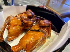 爆汁手撕乳鸽-莞府家宴·东莞菜(市民服务中心店)