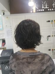 -镁连社·美联社