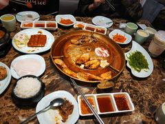 -猪啊牛呀羊啊铜盘烤肉(正大广场店)