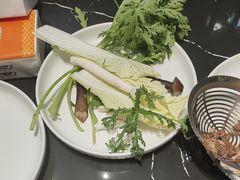 -魁牛·潮汕牛肉自助火锅(沈辽路万达店)