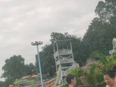 -大河马水上世界