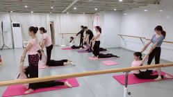 -艺佳舞蹈培训学校