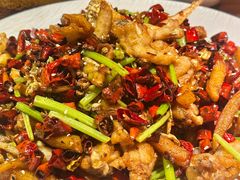 麻都霸王蛙-麻都·成都菜(人民广场店)