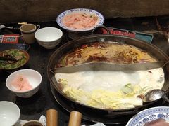 -周小明火锅(黑金冠社区店)