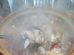 -威邵鸡煲(西华路总店)