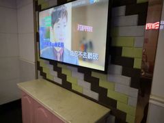 -自由港量贩KTV(西苑路店)
