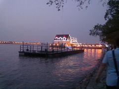 -人民防洪胜利纪念塔