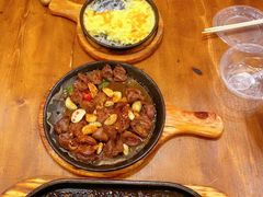 烤馍-老东镇啤酒屋海鲜加工·蒸汽海鲜·海鲜烧烤(台东店)