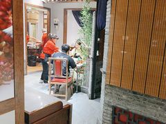 -川流不息·地道川菜·小龙虾(新松江路店)