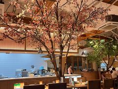 -蜜桃餐厅·伴山(湖滨商业街店)