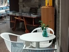 -思南书局·诗歌店